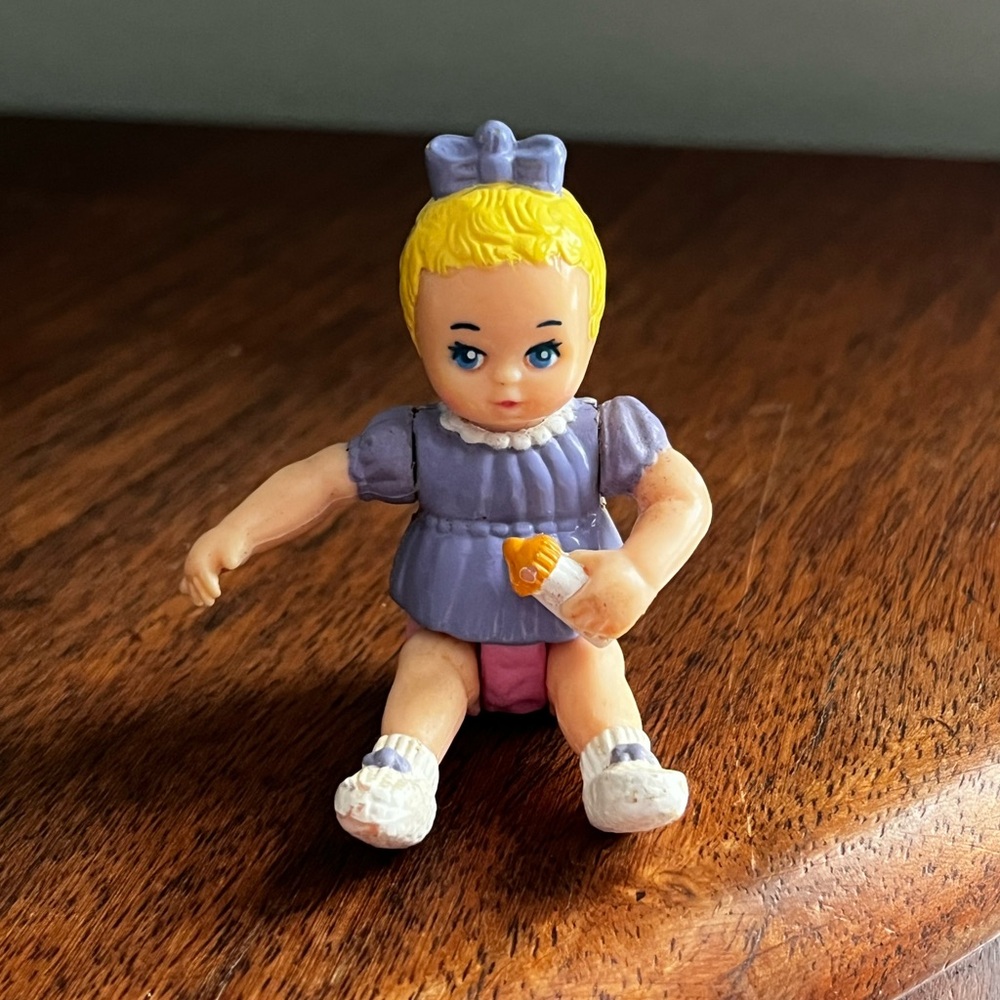Playskool Vintage Baby Doll Figure in Lavender Dress loving family